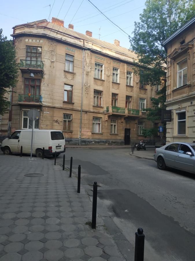 Апартаменти З Виглядом На Історичний Центр Львова リヴィウ エクステリア 写真
